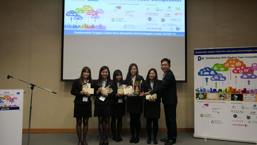 Winner Team in DataDevelop 2018 Student Case Competition